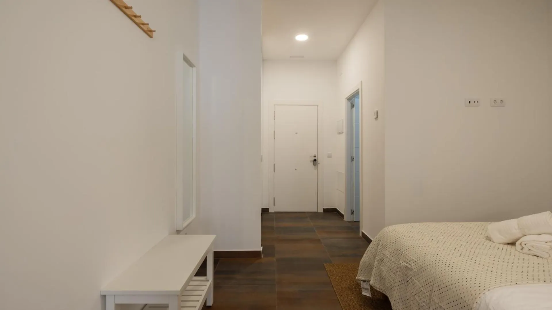 Estudios Y Apartamentos El Antiguo Balneario Ha Cadiz